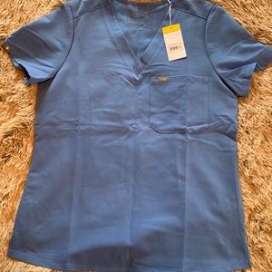 NWT Figs Scrub Top